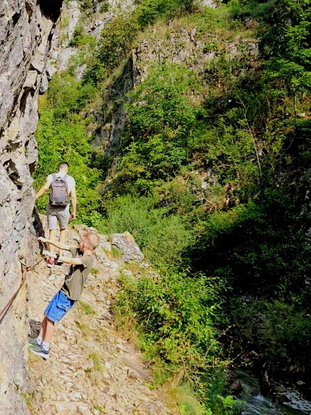 A tordai hasadék végigjárása igazi kalandtúra